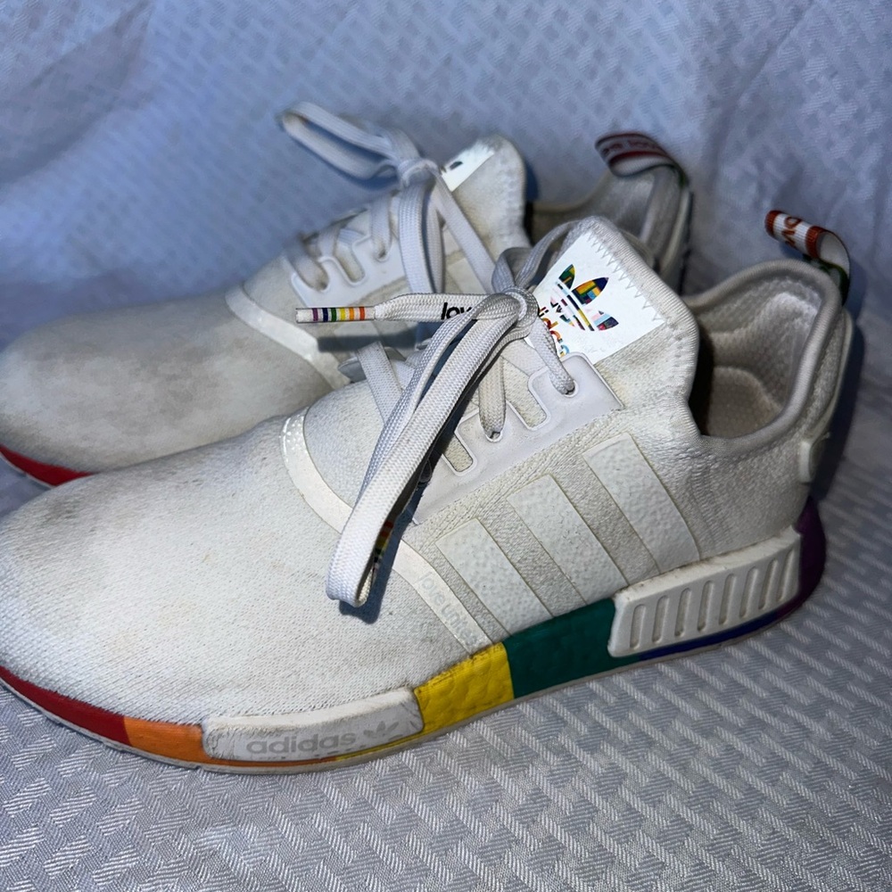 Adidas NMD R1 Pride Unites men’s size 9 sneakers